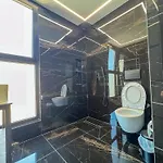 Saranda's Crown 3*
