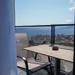 Saranda's Crown Hotel