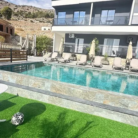 Saranda's Crown 3* Sarandë