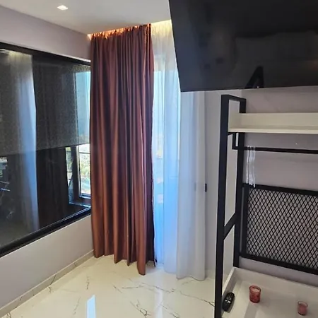 Saranda's Crown 3* Sarandë