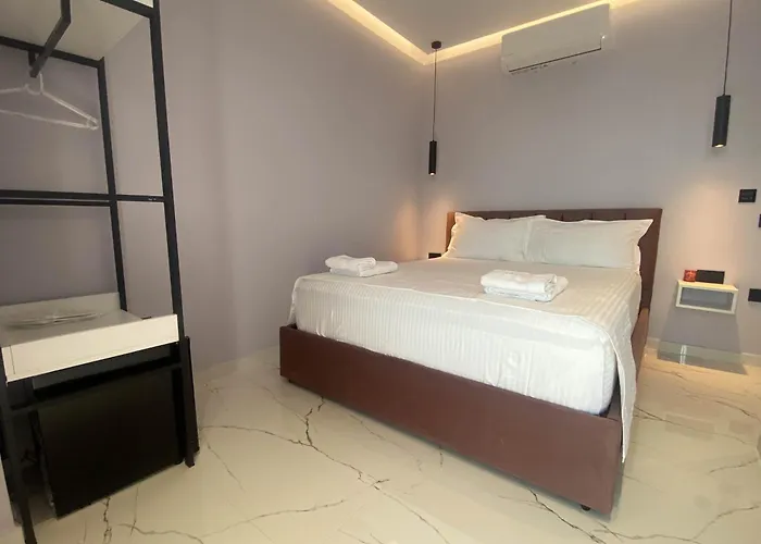 Saranda's Crown Hotell