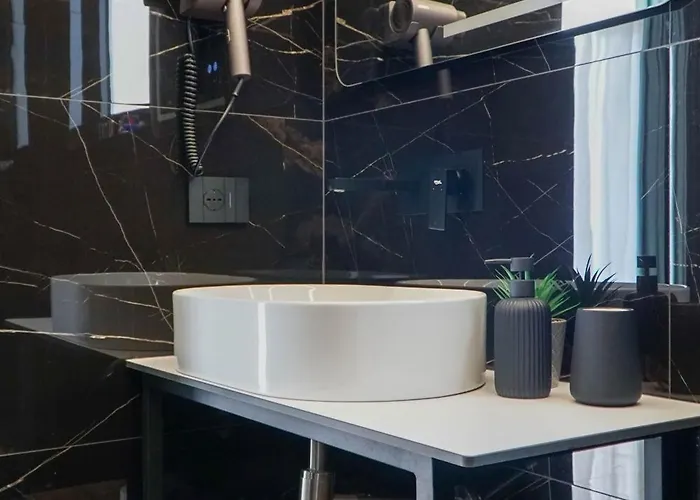 Saranda's Crown Hotell