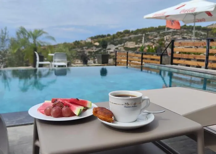 Hotell Saranda's Crown Sarandë