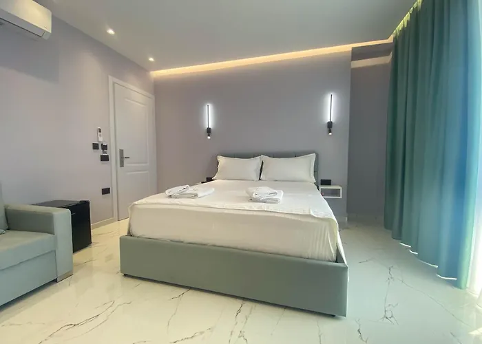 Saranda's Crown Hotell