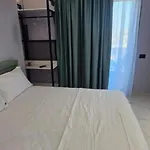 Hotel Saranda's Crown