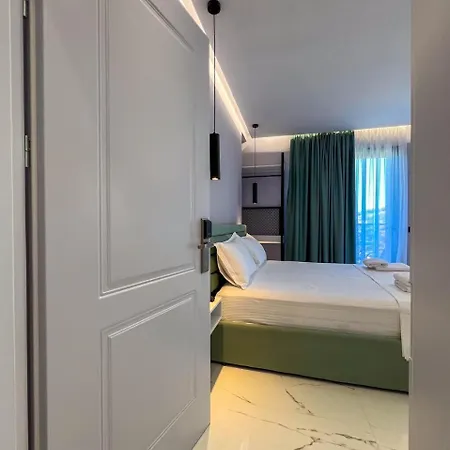 Hotel Saranda's Crown Sarandë