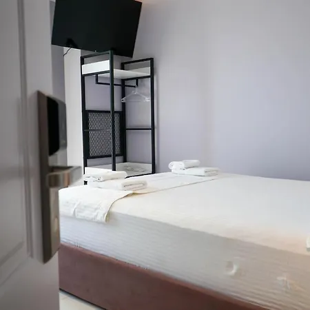 Saranda's Crown Hotel Sarandë