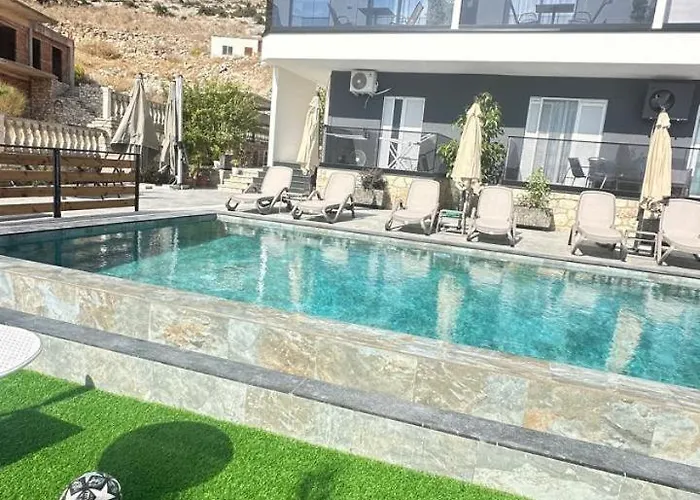 Saranda's Crown 3* Sarandë