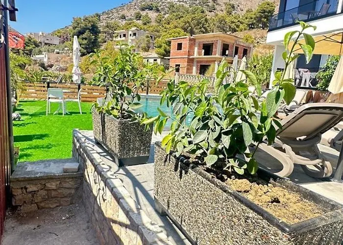 Hotel Saranda's Crown Sarandë