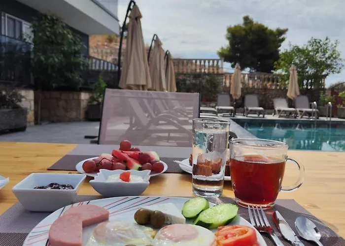 Hotel Saranda's Crown Sarandë